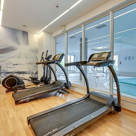 Apartments Waterlane Island Pool & Gym Spa Гданськ Екстер'єр фото