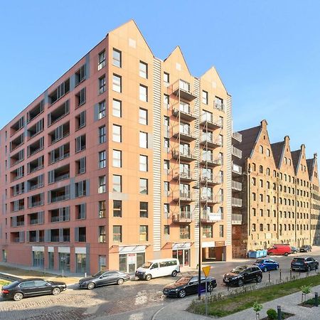 Apartments Waterlane Island Pool & Gym Spa Гданськ Екстер'єр фото